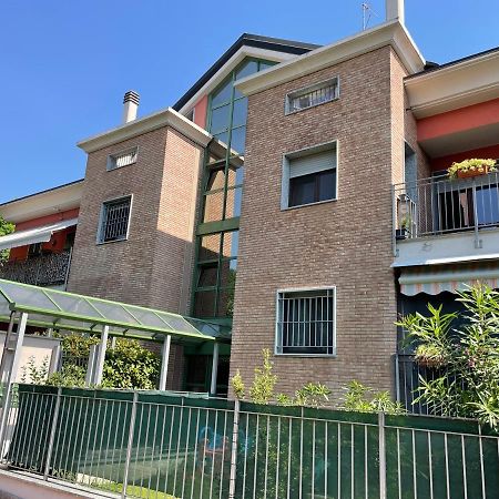 Appartamento Pero Fiera Milano Figino Eksteriør bilde